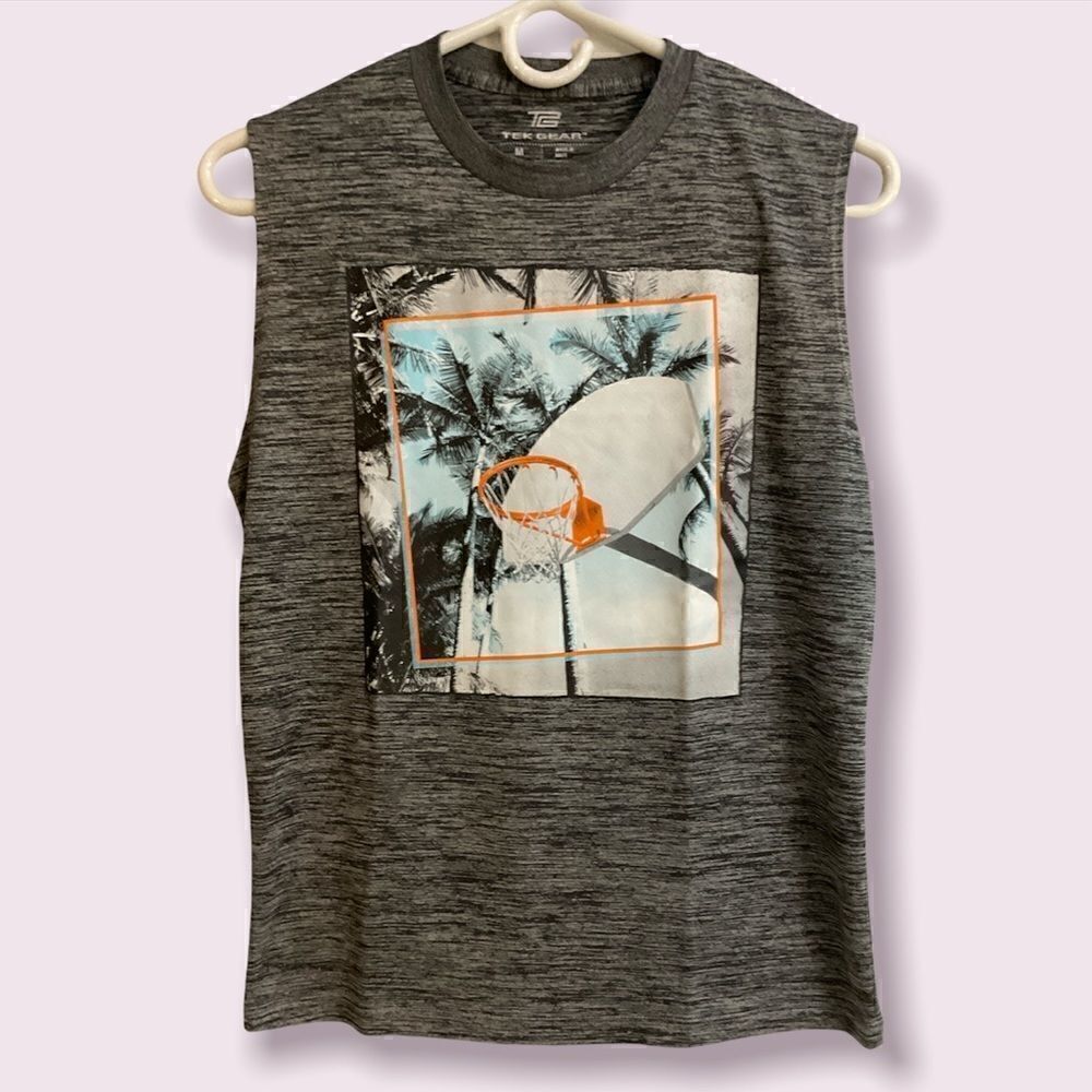 Boys Tek Gear Size Medium Gray Tank Top